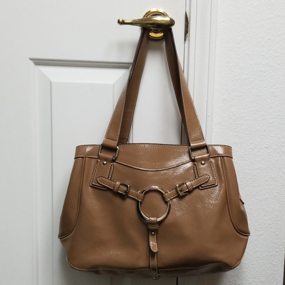 Taupe patent vegan leather Liz & Co. bag EUC